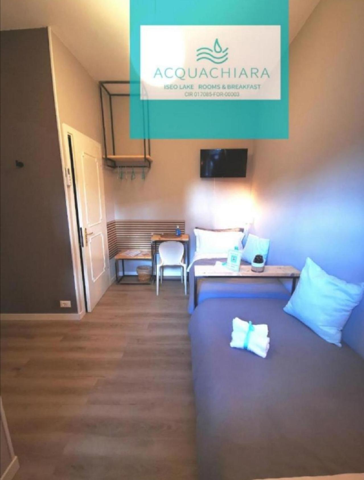 Acquachiara Iseo Deluxe Bed & Breakfast Iseo Center With Garden And Parking Inside Foresteria Habitación foto