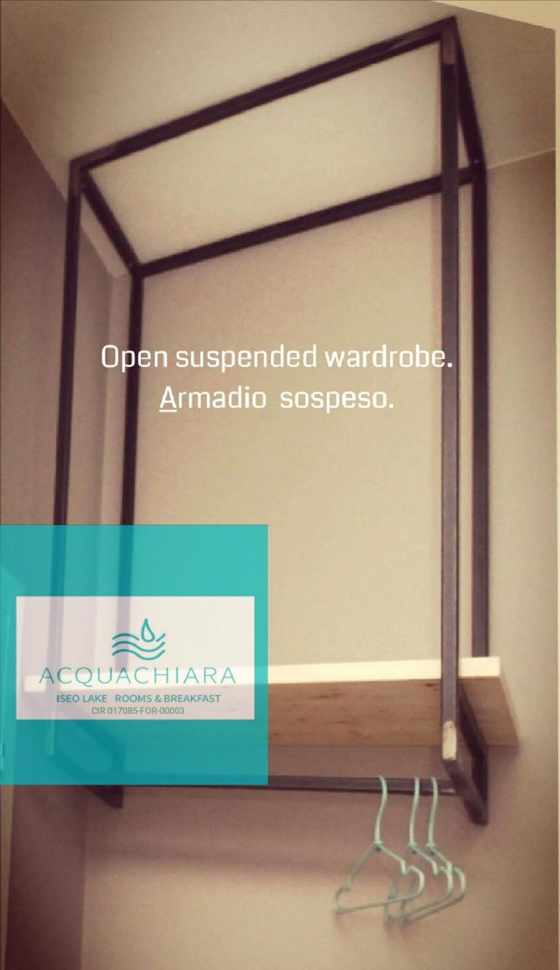 Acquachiara Iseo Deluxe Bed & Breakfast Iseo Center With Garden And Parking Inside Foresteria Habitación foto