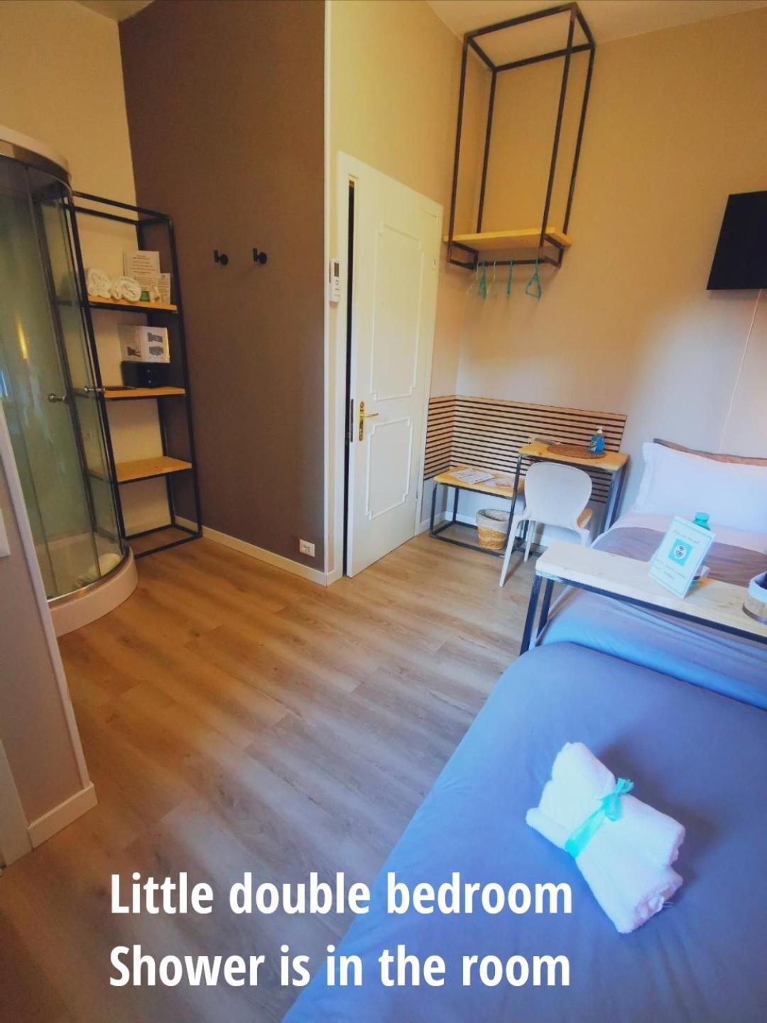 Acquachiara Iseo Deluxe Bed & Breakfast Iseo Center With Garden And Parking Inside Foresteria Habitación foto